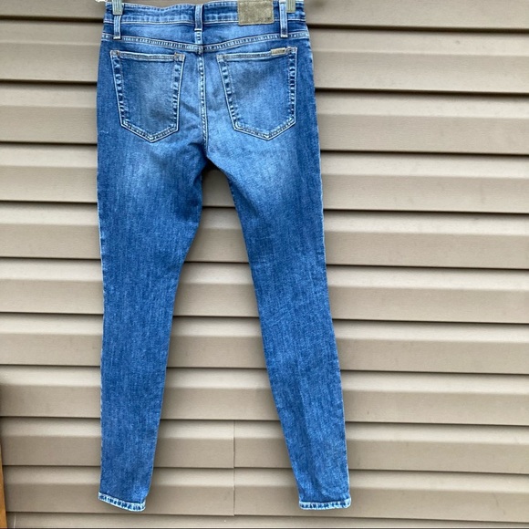 Joe’s Lonnie Jean - Picture 6 of 10